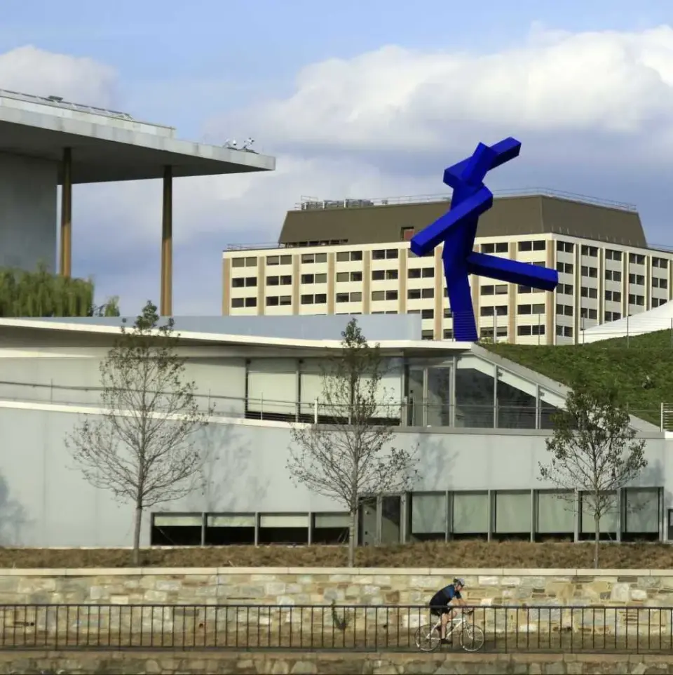 Kennedy Center Removes Landmark 'Blue' Sculpture Amid Controversial Renovation Push