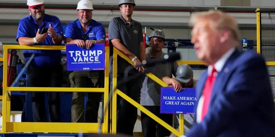 Trump’s $150B Manufacturing Push Faces Implementation Hurdles Amid Tariff Deadlines