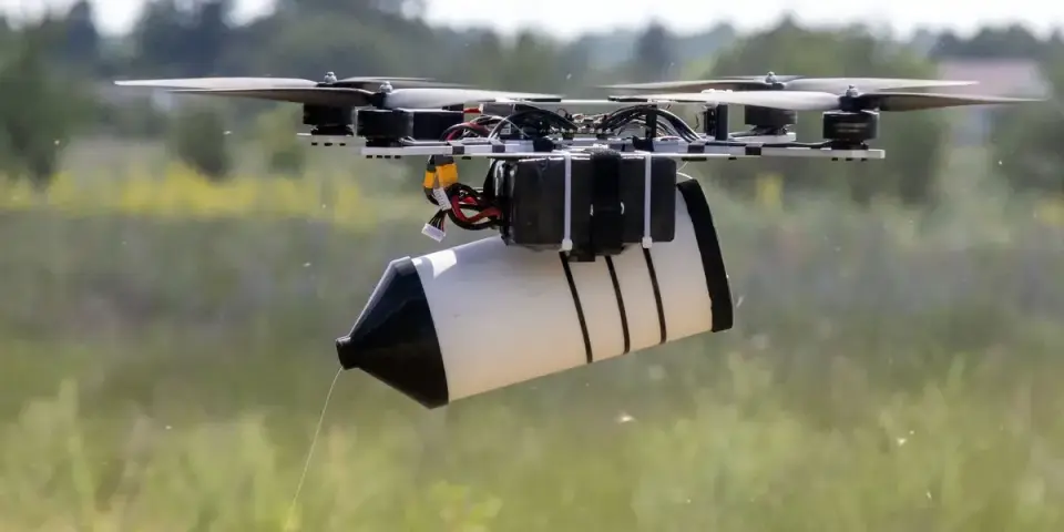 Ukrainian Troops Push TechEx Drones Beyond Design Limits with Heavy Payloads