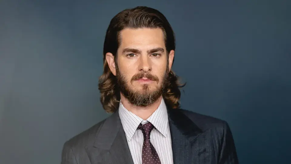 Andrew Garfield's 'The Uprising' Sparks Debate Over Robin Hood Marketing and Anti-Billionaire Rhetoric