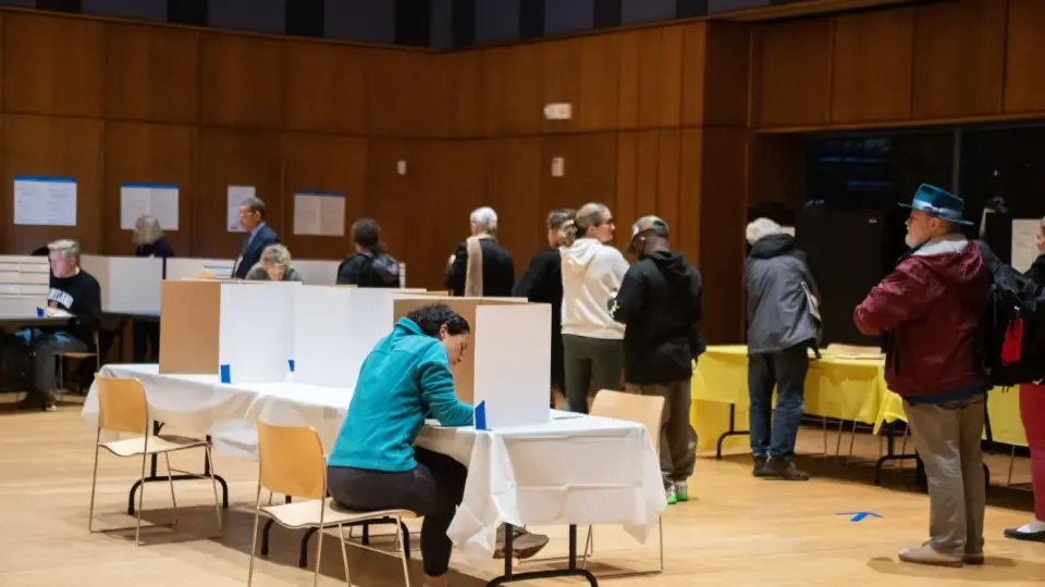 Midterm Ballots Feature 145 Measures on Abortion, Wealth Taxes, and Voting Rules