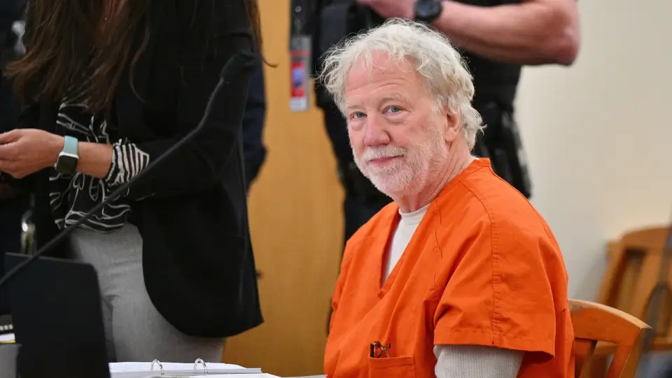 New Mexico judge dismisses Busfield child abuse indictment over prosecutorial misconduct