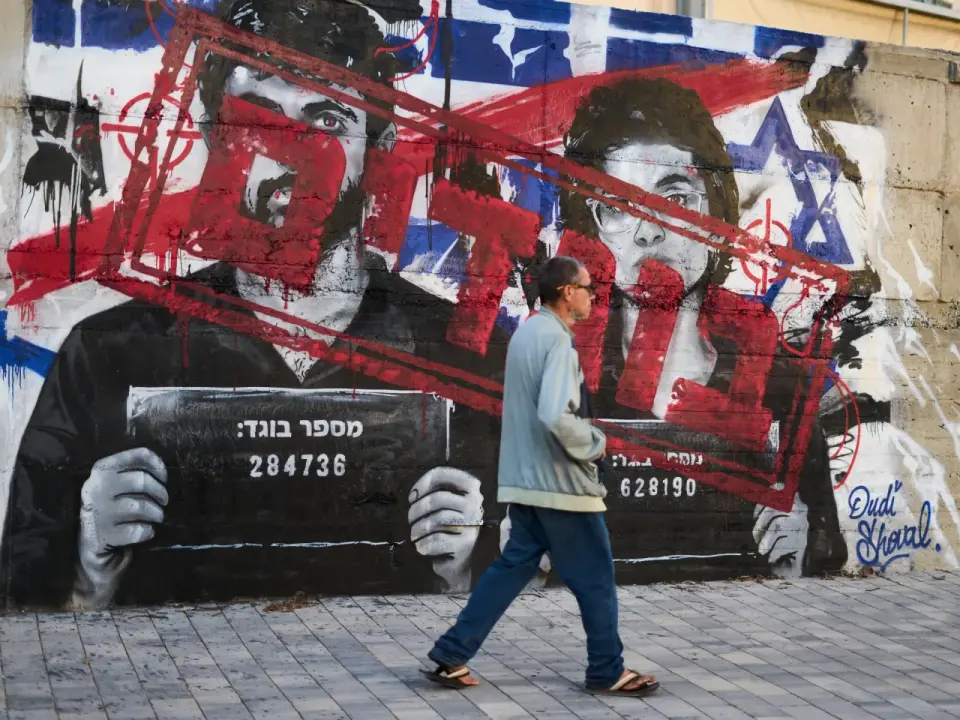 Netanyahu Demands Prosecution of NAZA Sources as Documentary Crosses $500k
