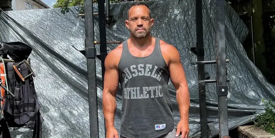 Keep Moving, Lift Simple: The 62-Year-Old Coach’s Enduring Strength Formula