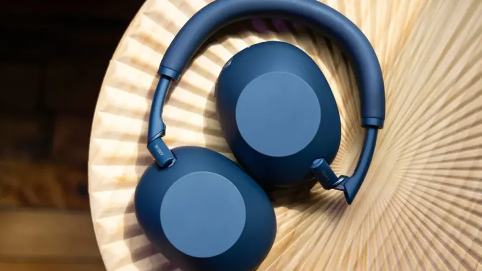 Sony Leaks Hint at $649 1000X The ColleXion Wireless Headphones