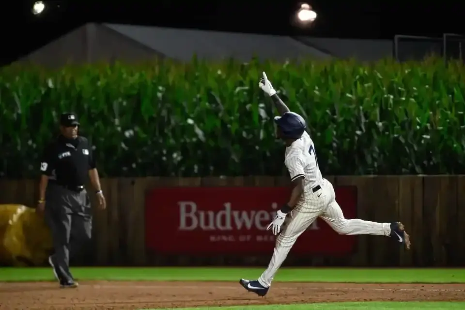 Tim Anderson retires after a decade in MLB