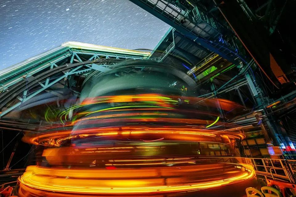 Colossal 3200-megapixel camera kicks off a decade of cosmic surveying
