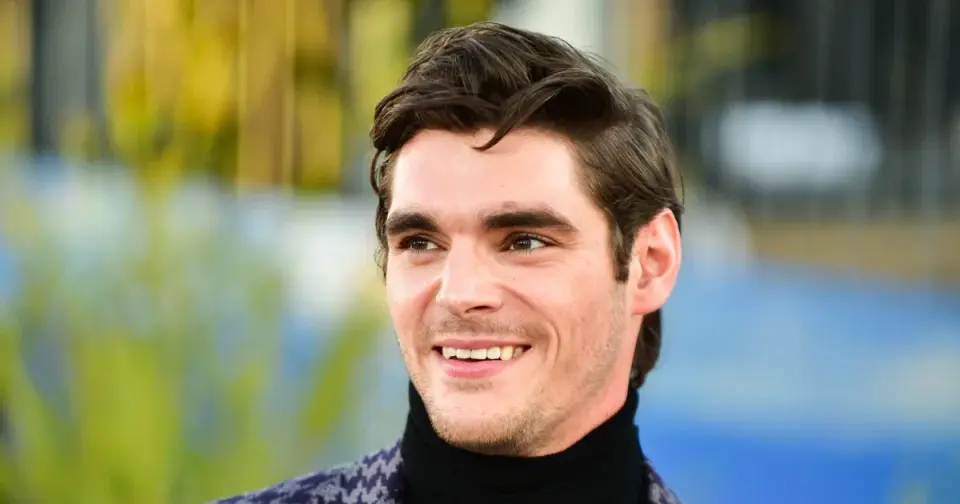 RJ Mitte, 'Breaking Bad' Star and Disability Advocate, Dies at 34 in Texas
