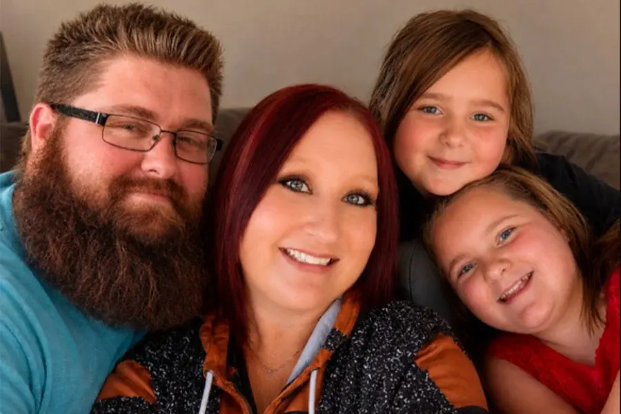 Idaho father dies from blood clot after recovering from flesh-eating bacteria