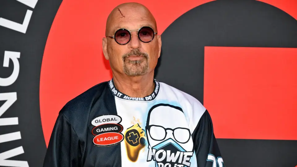 Howie Mandel’s Daughter Warns Him Before Car Explodes in Viral Video