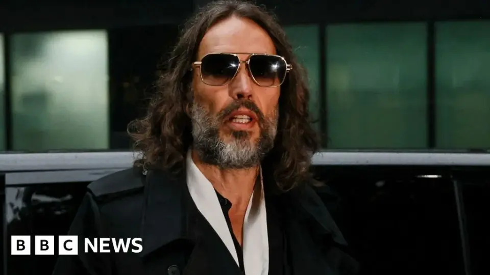 Fourth Witness in Russell Brand Trial Describes 'Frenzied' Assault at Radio Studio