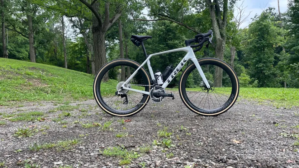 Trek’s Fifth-Generation Domane Drops IsoSpeed for a Lighter, Simpler Endurance Platform