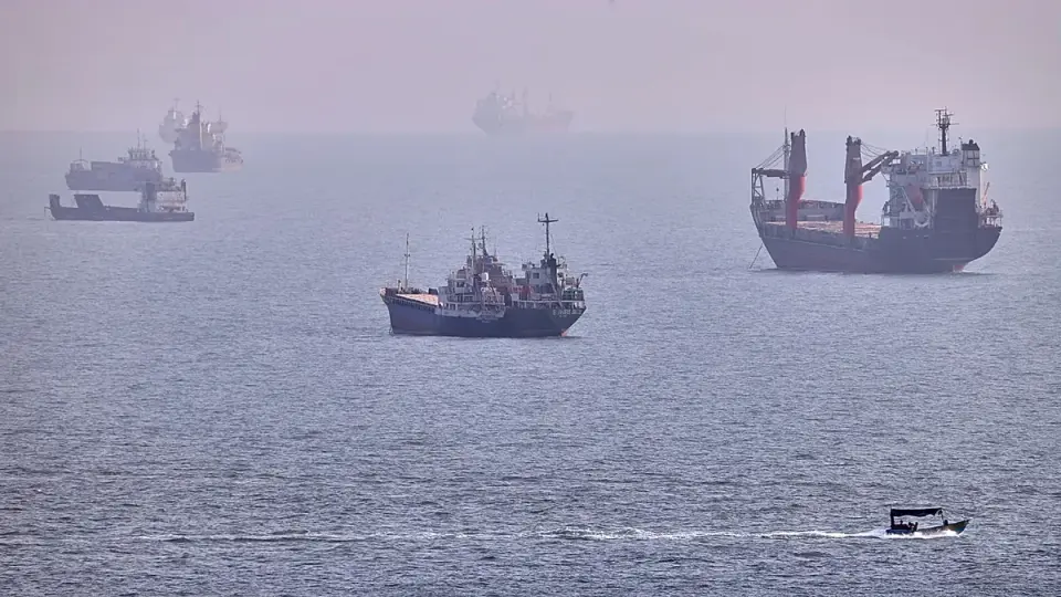 Iran Stands Firm: Hormuz Strait Remains Iranian Despite Trump's Taunts