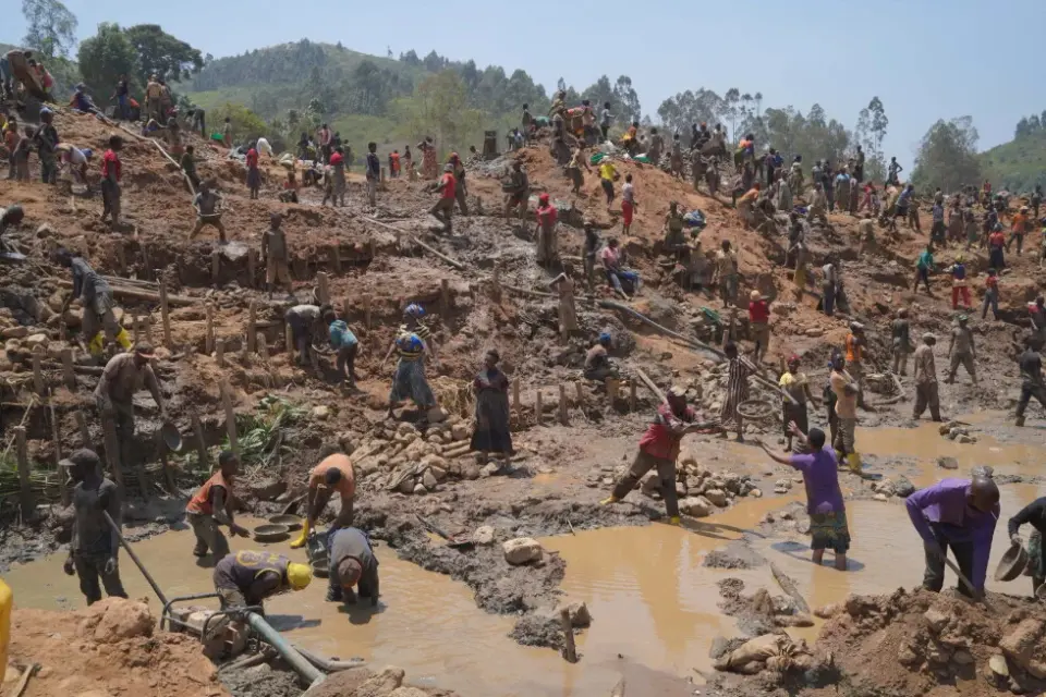 A Photo Spotlight on Artisanal Gold Mining’s Human and Environmental Toll in Congo